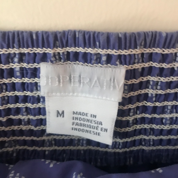 Cooperative High Waist Skirt, Pockets Gold Buttons - Picture 4 of 5